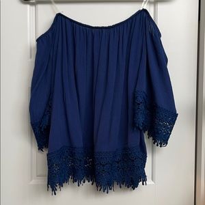 Off the shoulder active USA